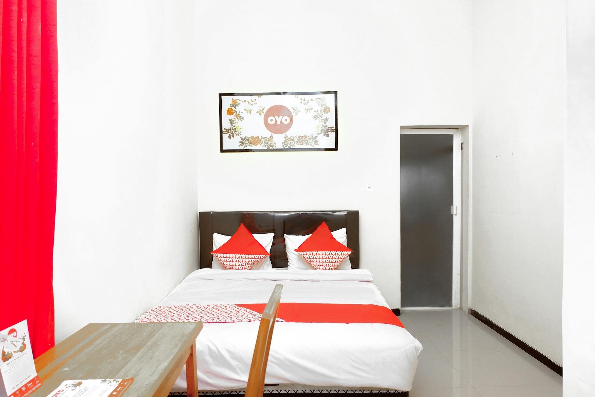 Oyo 314 Emas 23 Guest House Syariah Malang Luaran gambar